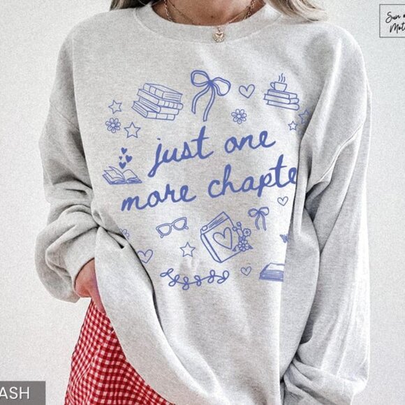 Book Lover Sweatshirt Bookish Merch Bookish Girly Reading Sweater Reader 169 - Picture 1 of 5
